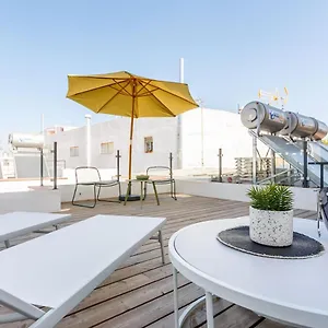 Apartment Precioso Atico De Diseno, Gran Terraza De 35 M2 Y De 16 M2 Y Garaje En Pleno Centro, Seville